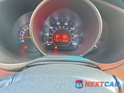 Zdjęcie 9 z 12 samochodu: 2016 KIA SOUL BASE VIN:KNDJN2A24G7851320 - miniatura