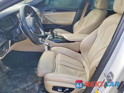 Zdjęcie 7 z 12 samochodu: 2019 BMW 530 XI XDRIVE SPORT VIN:WBAJA7C50KWW17526 - miniatura