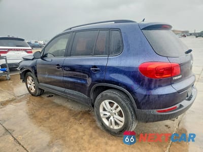 Drugie zdjęcie samochodu z przodu: 2016 VOLKSWAGEN TIGUAN S VIN:WVGAV7AX1GW612981 - miniatura