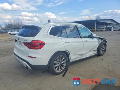 Trzecie zdjęcie samochodu z tyłu: 2018 BMW X3 XDRIVE30I VIN:5UXTR9C58JLD59628 - miniatura