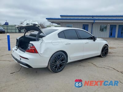 Trzecie zdjęcie samochodu z tyłu: 2025 VOLVO S60 ULTRA VIN:7JRL12GD0SG367460 - miniatura