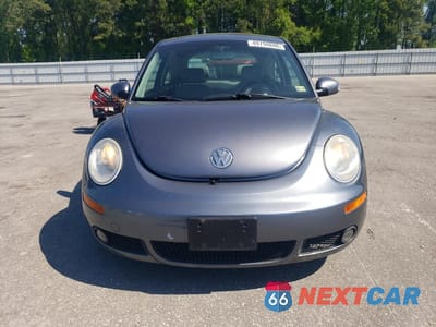Piąte zdjęcie samochodu w środku: 2006 VOLKSWAGEN NEW BEETLE 2.5L OPTION PACKAGE 2 VIN:3VWSG31C36M421177 - miniatura