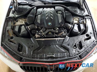 Zdjęcie 11 z 12 samochodu: 2021 BMW M550XI VIN:WBA13BK0XMCH31057 - miniatura