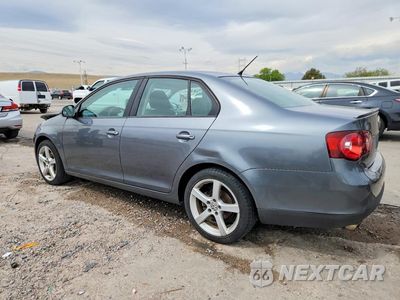 Drugie zdjęcie samochodu z przodu: 2009 VOLKSWAGEN JETTA S VIN:3VWJZ71K79M151217 - miniatura