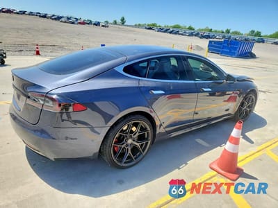Trzecie zdjęcie samochodu z tyłu: 2017 TESLA MODEL S VIN:5YJSA1E17HF184590 - miniatura