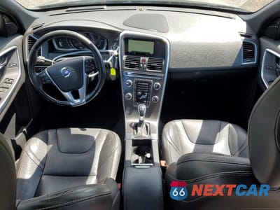 Zdjęcie 8 z 12 samochodu: 2016 VOLVO XC60 T5 PLATINUM VIN:YV440MDM9G2868631 - miniatura