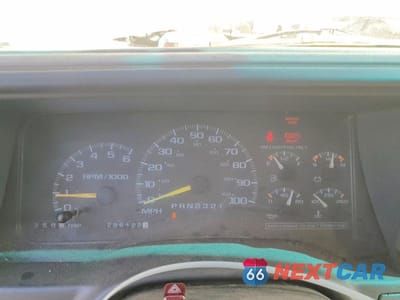 Zdjęcie 9 z 13 samochodu: 1998 GMC YUKON VIN:1GKEK13RXWJ721854 - miniatura