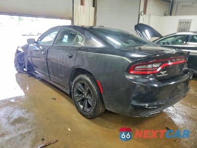 Drugie zdjęcie samochodu z przodu: 2015 DODGE CHARGER SXT VIN:2C3CDXHG5FH824838 - miniatura