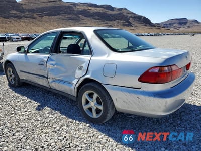 Drugie zdjęcie samochodu z przodu: 2000 HONDA ACCORD LX VIN:JHMCG5641YC034067 - miniatura