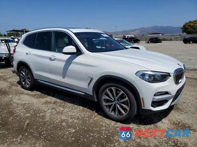 Czwarte zdjęcie samochodu z boku: 2019 BMW X3 SDRIVE30I VIN:5UXTR7C59KLR48318 - miniatura