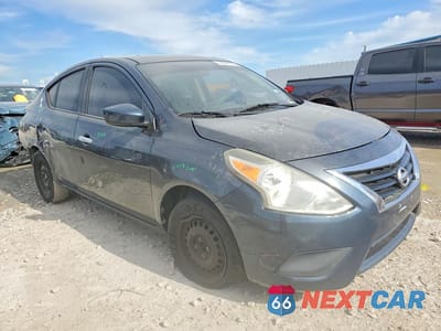 Czwarte zdjęcie samochodu z boku: 2015 NISSAN VERSA 1.6 SV VIN:3N1CN7AP7FL902985 - miniatura