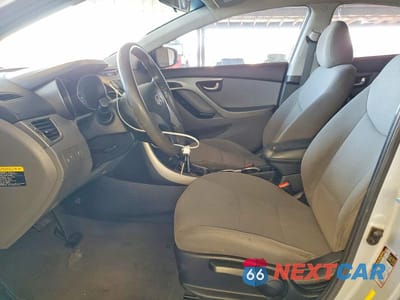 Zdjęcie 7 z 12 samochodu: 2016 HYUNDAI ELANTRA SE VIN:5NPDH4AE8GH717240 - miniatura