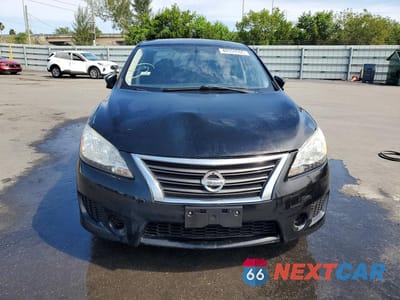 Piąte zdjęcie samochodu w środku: 2014 NISSAN SENTRA SR VIN:3N1AB7AP9EY230316 - miniatura