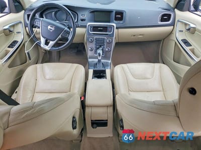 Zdjęcie 8 z 12 samochodu: 2014 VOLVO S60 T5 VIN:YV1612FS6E2295798 - miniatura