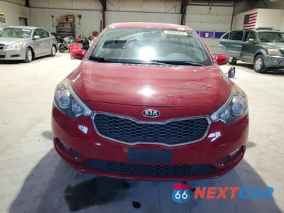 Piąte zdjęcie samochodu w środku: 2014 KIA FORTE EX VIN:KNAFX4A82E5118804 - miniatura