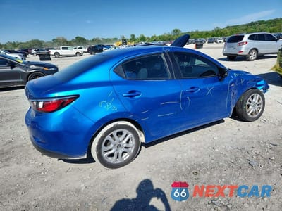 Trzecie zdjęcie samochodu z tyłu: 2018 TOYOTA YARIS IA BASE VIN:3MYDLBYV4JY331113 - miniatura