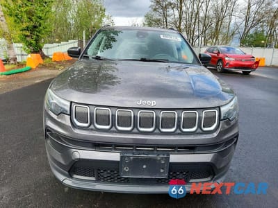 Piąte zdjęcie samochodu w środku: 2022 JEEP COMPASS LATITUDE LUX VIN:3C4NJDFBXNT169715 - miniatura