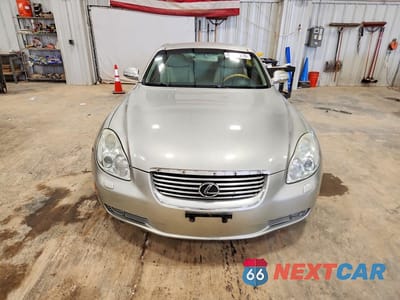 Piąte zdjęcie samochodu w środku: 2002 LEXUS SC 430 VIN:JTHFN48Y920021847 - miniatura