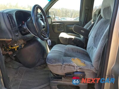 Zdjęcie 7 z 11 samochodu: 2002 CHEV SILVERADO 2500 VIN:1GBGG29R821227610 - miniatura