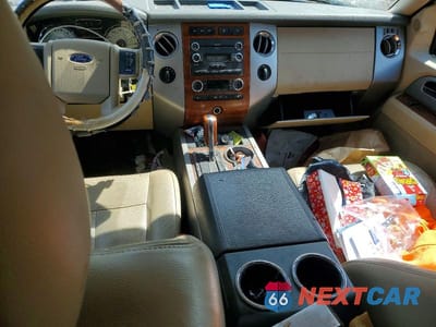 Zdjęcie 8 z 13 samochodu: 2010 FORD EXPEDITION EDDIE BAUER VIN:1FMJU1J50AEA17583 - miniatura