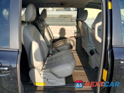 Zdjęcie 11 z 12 samochodu: 2014 TOYOTA SIENNA XLE 8-PASSENGER VIN:5TDYK3DC1ES446326 - miniatura