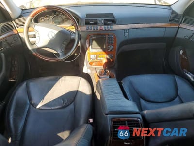 Zdjęcie 8 z 12 samochodu: 2002 MERCEDES-BENZ S 500 VIN:WDBNG75J22A285145 - miniatura