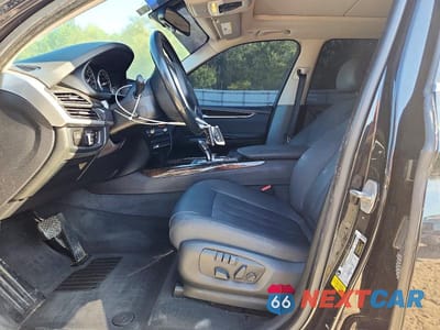 Zdjęcie 7 z 12 samochodu: 2016 BMW X5 SDRIVE35I VIN:5UXKR2C58G0R69698 - miniatura