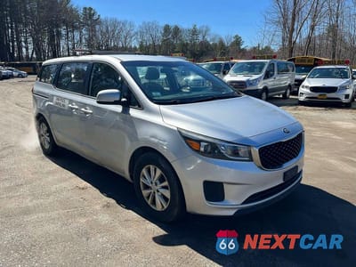 2016 KIA SEDONA L KNDMA5C17G6120529 - główne zdjęcie licytacji z USA - miniatura