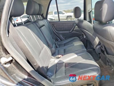 Zdjęcie 11 z 13 samochodu: 2004 MERCEDES-BENZ ML 350 VIN:4JGAB57E44A492315 - miniatura