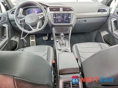 Zdjęcie 8 z 12 samochodu: 2024 VOLKSWAGEN TIGUAN SEL R-LINE BLACK VIN:3VV4B7AX7RM106862 - miniatura
