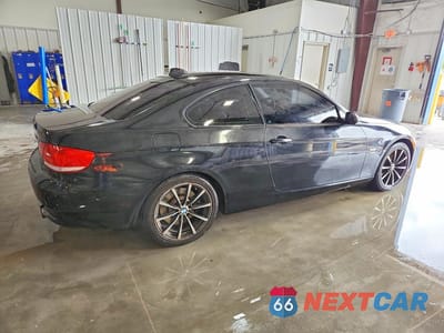 Trzecie zdjęcie samochodu z tyłu: 2009 BMW 335 XI VIN:WBAWC73519E068886 - miniatura