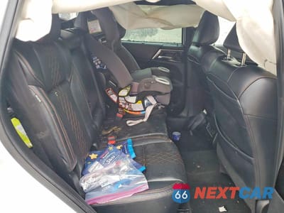 Zdjęcie 11 z 14 samochodu: 2022 MITSUBISHI OUTLANDER SEL VIN:JA4J3VA88NZ092288 - miniatura