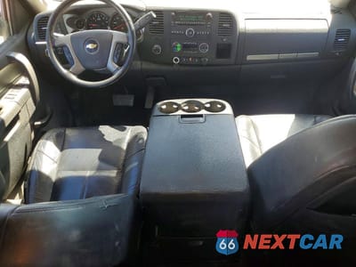 Zdjęcie 8 z 12 samochodu: 2012 CHEVROLET SILVERADO K1500 LT VIN:1GCPKSE77CF222983 - miniatura