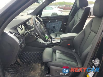 Zdjęcie 7 z 13 samochodu: 2019 BMW X3 SDRIVE30I VIN:5UXTR7C59KLR49842 - miniatura