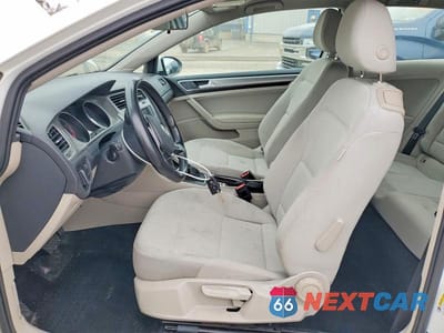 Zdjęcie 7 z 12 samochodu: 2016 VOLKSWAGEN GOLF BASE VIN:3VW917AU0GM006013 - miniatura