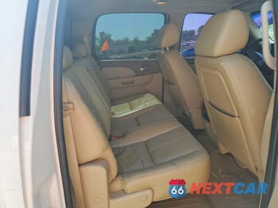 Zdjęcie 10 z 12 samochodu: 2009 GMC SIERRA K2500 SLT VIN:1GTHK63699F171789 - miniatura