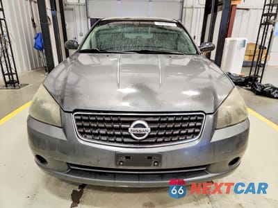 Piąte zdjęcie samochodu w środku: 2006 NISSAN ALTIMA 2.5 VIN:1N4AL11D06C252606 - miniatura