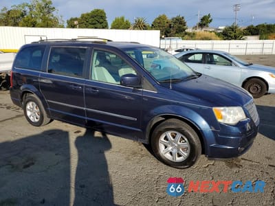 Czwarte zdjęcie samochodu z boku: 2009 CHRYSLER TOWN & COUNTRY TOURING VIN:2A8HR54119R614348 - miniatura