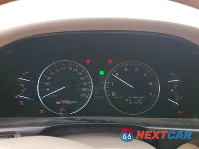 Zdjęcie 9 z 13 samochodu: 2006 LEXUS LX 470 VIN:JTJHT00W164015619 - miniatura