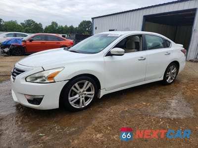 2013 NISSAN ALTIMA 3.5 S 1N4BL3AP2DN495250 - główne zdjęcie licytacji z USA - miniatura