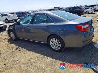 Drugie zdjęcie samochodu z przodu: 2012 TOYOTA CAMRY HYBRID LE VIN:4T1BD1FK7CU030231 - miniatura