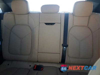 Zdjęcie 10 z 14 samochodu: 2021 PORSCHE MACAN VIN:WP1AA2A51MLB17323 - miniatura