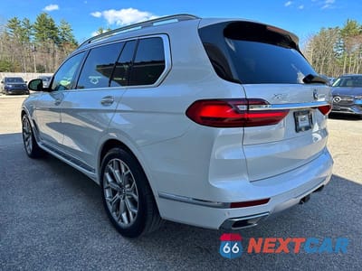Trzecie zdjęcie samochodu z tyłu: 2019 BMW X7 XDRIVE40I VIN:5UXCW2C59KL080798 - miniatura