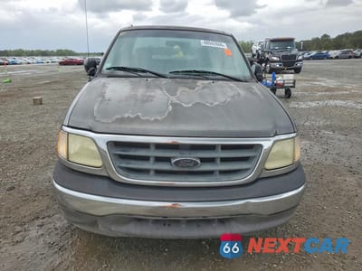 Piąte zdjęcie samochodu w środku: 2003 FORD F150 VIN:1FTRX17W63NA88286 - miniatura