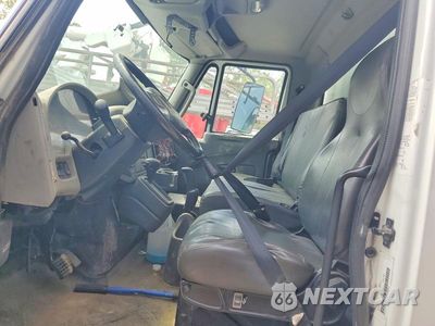Zdjęcie 7 z 13 samochodu: 2013 INTERNATIONAL 4300 BOX TRUCK VIN:1HTMMAAMXDH363588 - miniatura