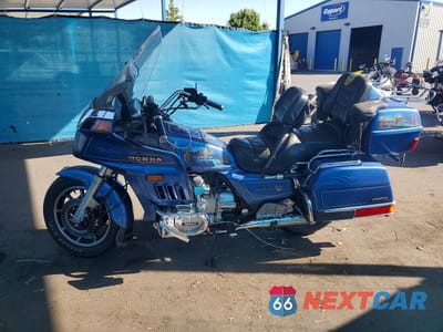Trzecie zdjęcie samochodu z tyłu: 1985 HONDA GL1200 I VIN:1HFSC1413FA103558 - miniatura