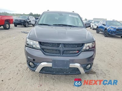 Piąte zdjęcie samochodu w środku: 2018 DODGE JOURNEY CROSSROAD VIN:3C4PDDGG3JT370845 - miniatura