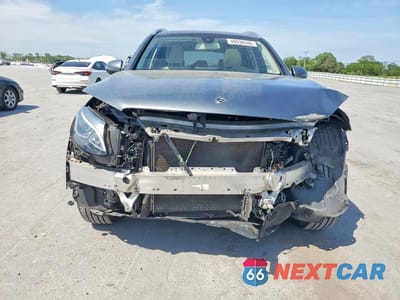 Piąte zdjęcie samochodu w środku: 2018 MERCEDES-BENZ GLC 300 VIN:WDC0G4JB3JV113216 - miniatura