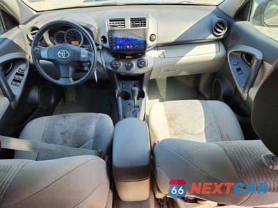 Zdjęcie 8 z 13 samochodu: 2011 TOYOTA RAV4 BASE VIN:2T3KF4DV0BW097817 - miniatura