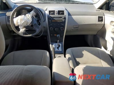 Zdjęcie 8 z 13 samochodu: 2010 TOYOTA COROLLA LE VIN:1NXBU4EE2AZ292247 - miniatura